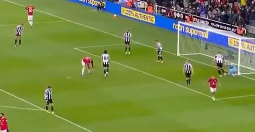 S赛直播入口-战犯表现，姆伯莫一脚踢飞绝佳机会，库尼亚抱头、谢什科捶地